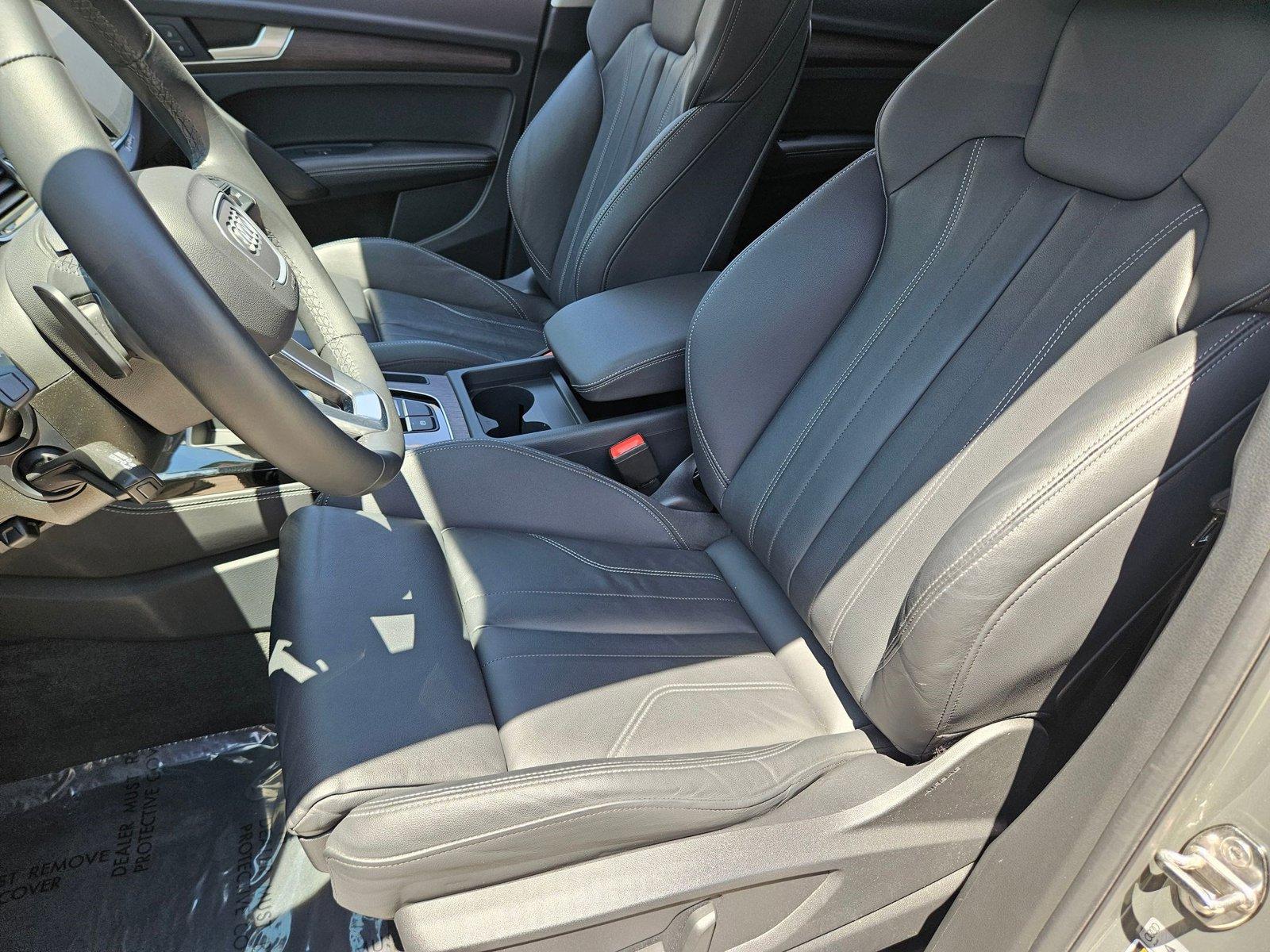 2024 Audi Q5 Vehicle Photo in Pembroke Pines , FL 33027
