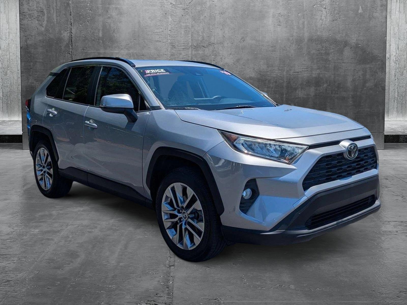 2019 Toyota RAV4 Vehicle Photo in Panama City, FL 32401