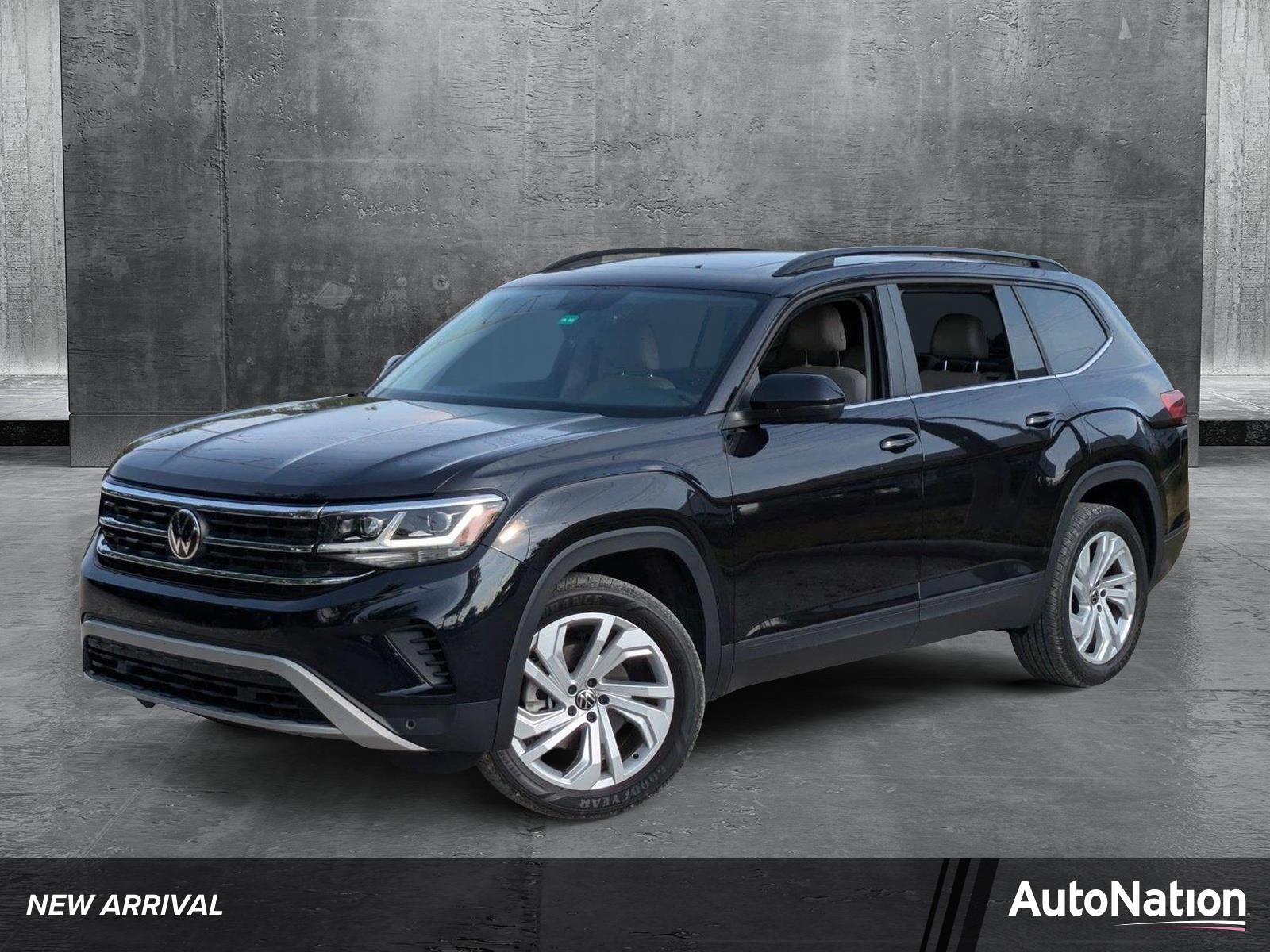 2023 Volkswagen Atlas Vehicle Photo in Tampa, FL 33614