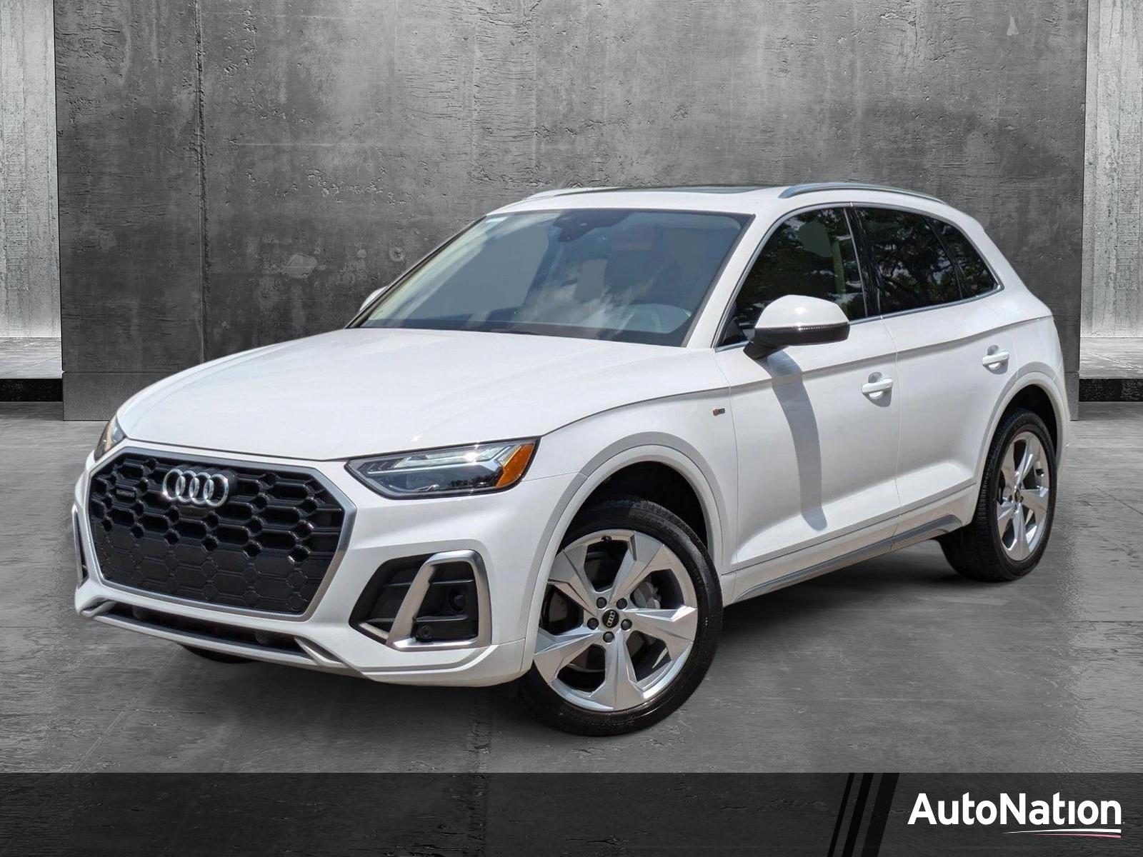 2022 Audi Q5 Vehicle Photo in Tampa, FL 33614