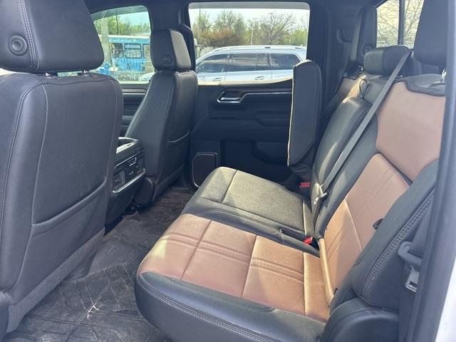2023 Chevrolet Silverado 1500 Vehicle Photo in ENGLEWOOD, CO 80113-6708