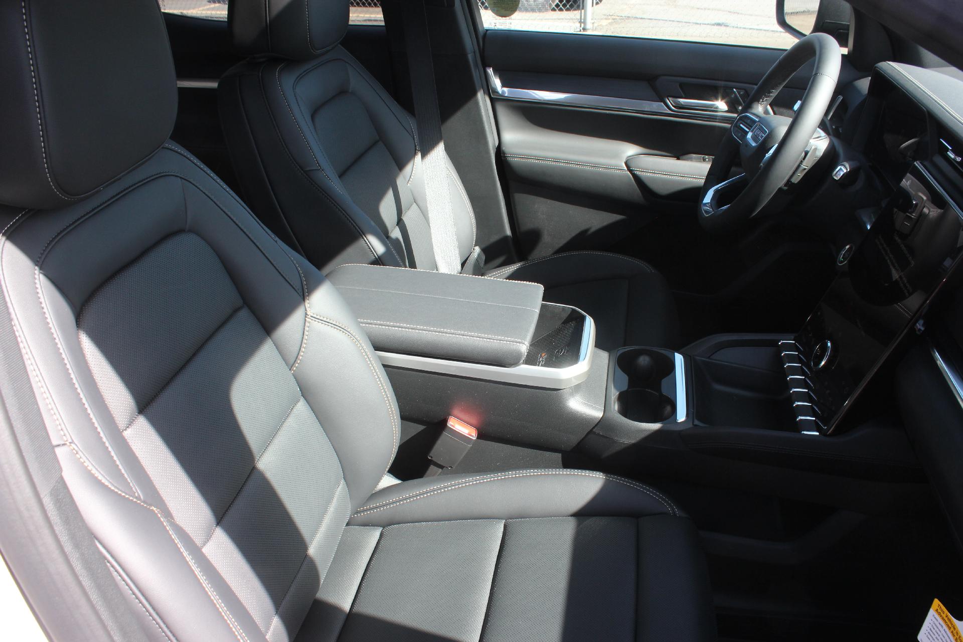 2026 GMC Terrain Vehicle Photo in AURORA, CO 80012-4011