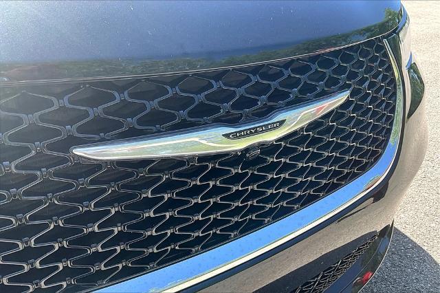 2023 Chrysler Pacifica Vehicle Photo in Tulsa, OK 74145