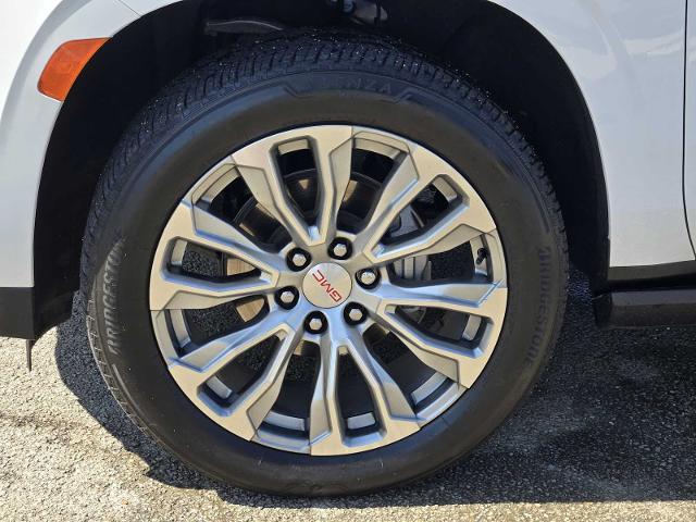 2023 GMC Yukon Vehicle Photo in DENTON, TX 76210-9321