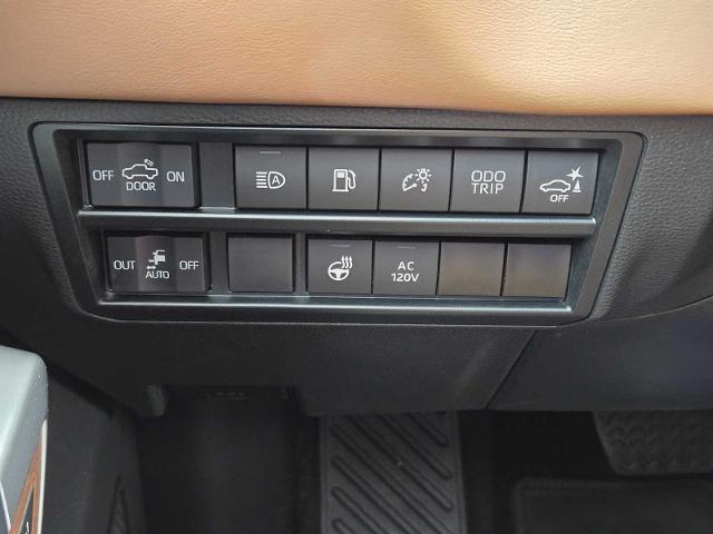 2023 Toyota Tundra 4WD Vehicle Photo in DENTON, TX 76210-9321