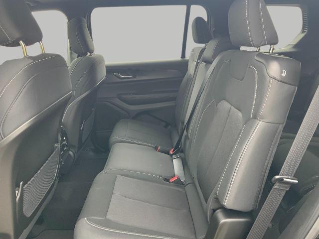 2025 Jeep Grand Cherokee L Vehicle Photo in Kaukauna, WI 54130