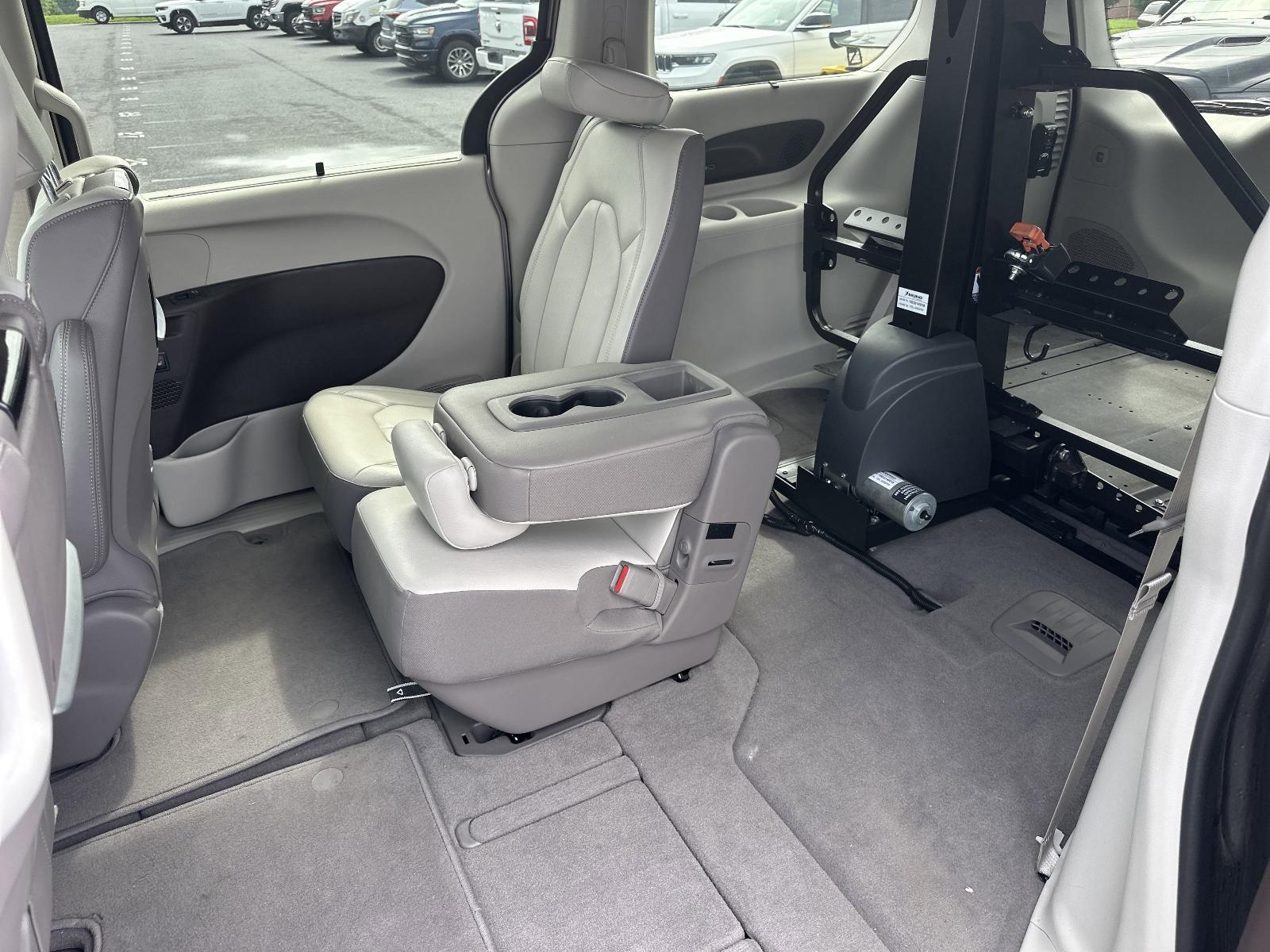 2018 Chrysler Pacifica Vehicle Photo in Mechanicsburg, PA 17050-1707