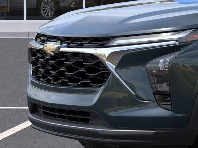 2025 Chevrolet Trax Vehicle Photo in EVERETT, WA 98203-5662