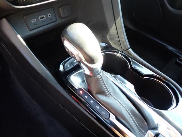 2022 Buick Encore GX Vehicle Photo in ZELIENOPLE, PA 16063-2910
