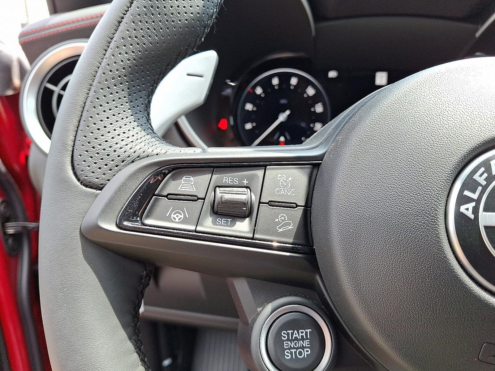 2025 Alfa Romeo Stelvio Vehicle Photo in Willow Grove, PA 19090