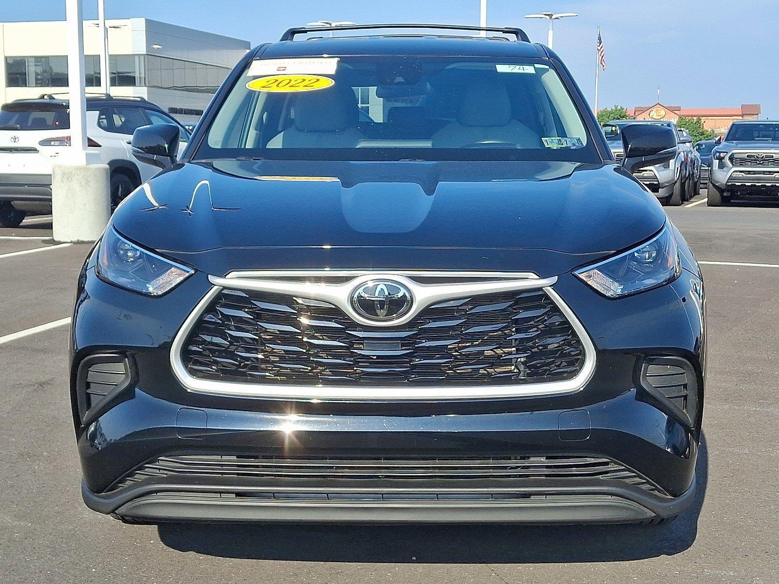 2022 Toyota Highlander Vehicle Photo in Harrisburg, PA 17111