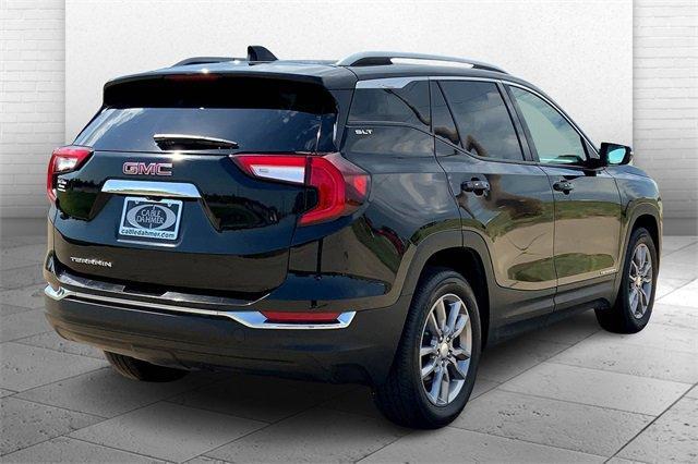 2024 GMC Terrain Vehicle Photo in TOPEKA, KS 66609-0000