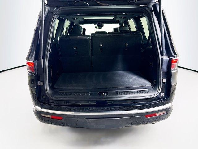 2022 Jeep Wagoneer Vehicle Photo in Doylsetown, PA 18901
