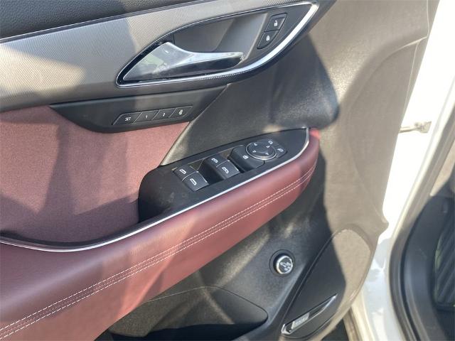 2024 Buick Envision Vehicle Photo in GOODYEAR, AZ 85338-1310