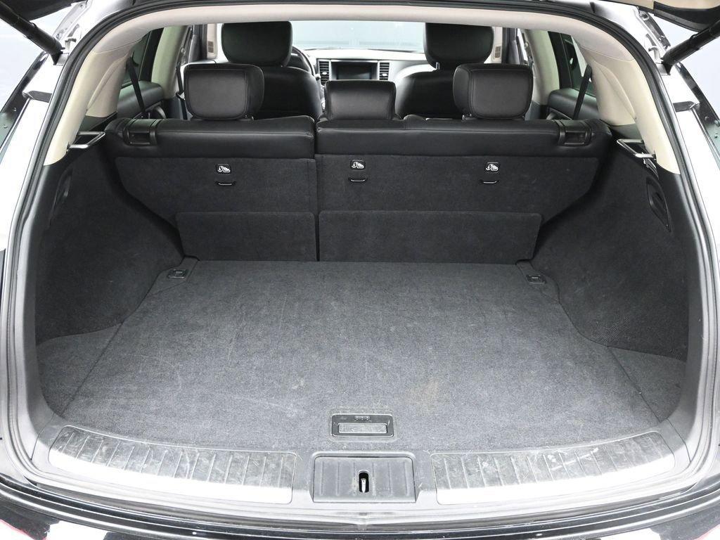 2017 INFINITI QX70 Vehicle Photo in Marion, IA 52302