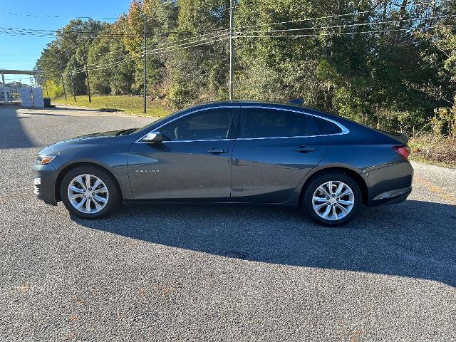 Used 2019 Chevrolet Malibu 1LT with VIN 1G1ZD5ST2KF135425 for sale in Greenville, AL