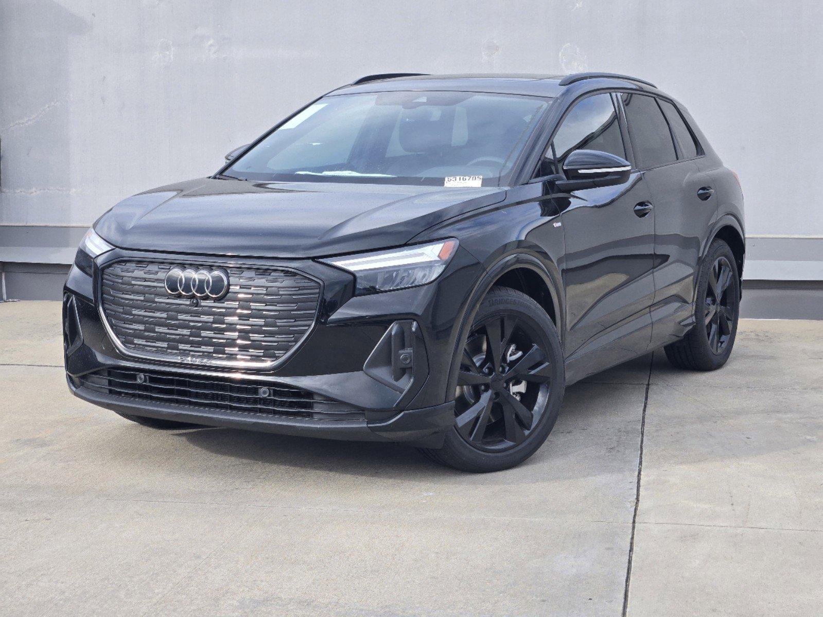 2025 Audi Q4 e-tron Vehicle Photo in SUGAR LAND, TX 77478