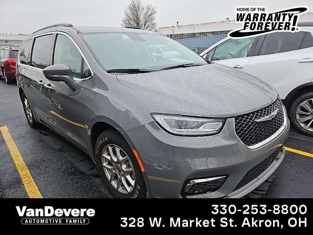 2022 Chrysler Pacifica Vehicle Photo in AKRON, OH 44303-2185