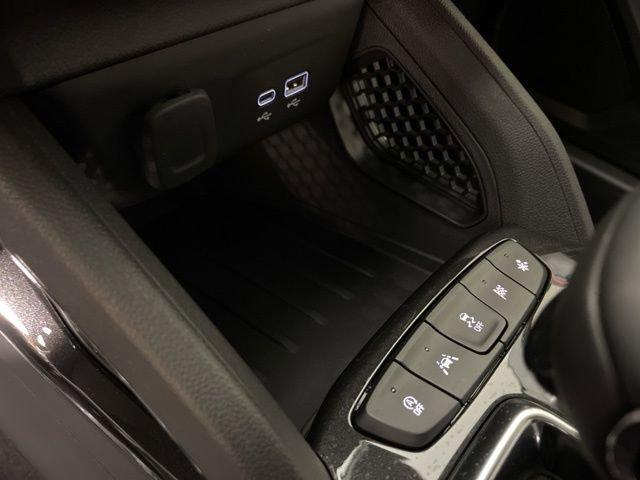 2025 Chevrolet Trailblazer Vehicle Photo in PHOENIX, AZ 85014-3381
