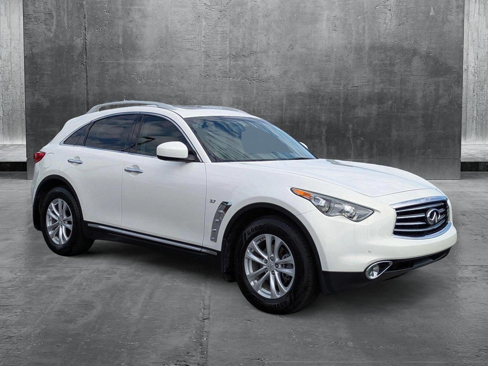 2015 INFINITI QX70 Vehicle Photo in Clearwater, FL 33761