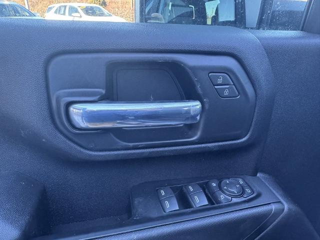 2025 Chevrolet Silverado 2500 HD Vehicle Photo in GARDNER, MA 01440-3110