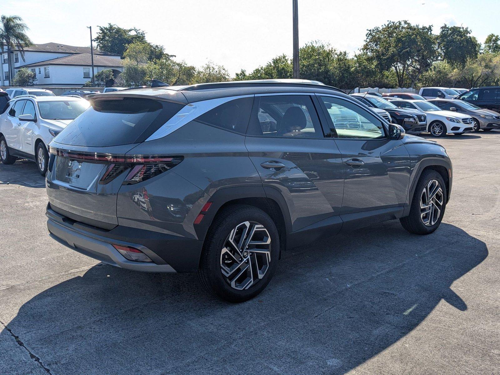 2025 Hyundai Tucson Vehicle Photo in PEMBROKE PINES, FL 33024-6534