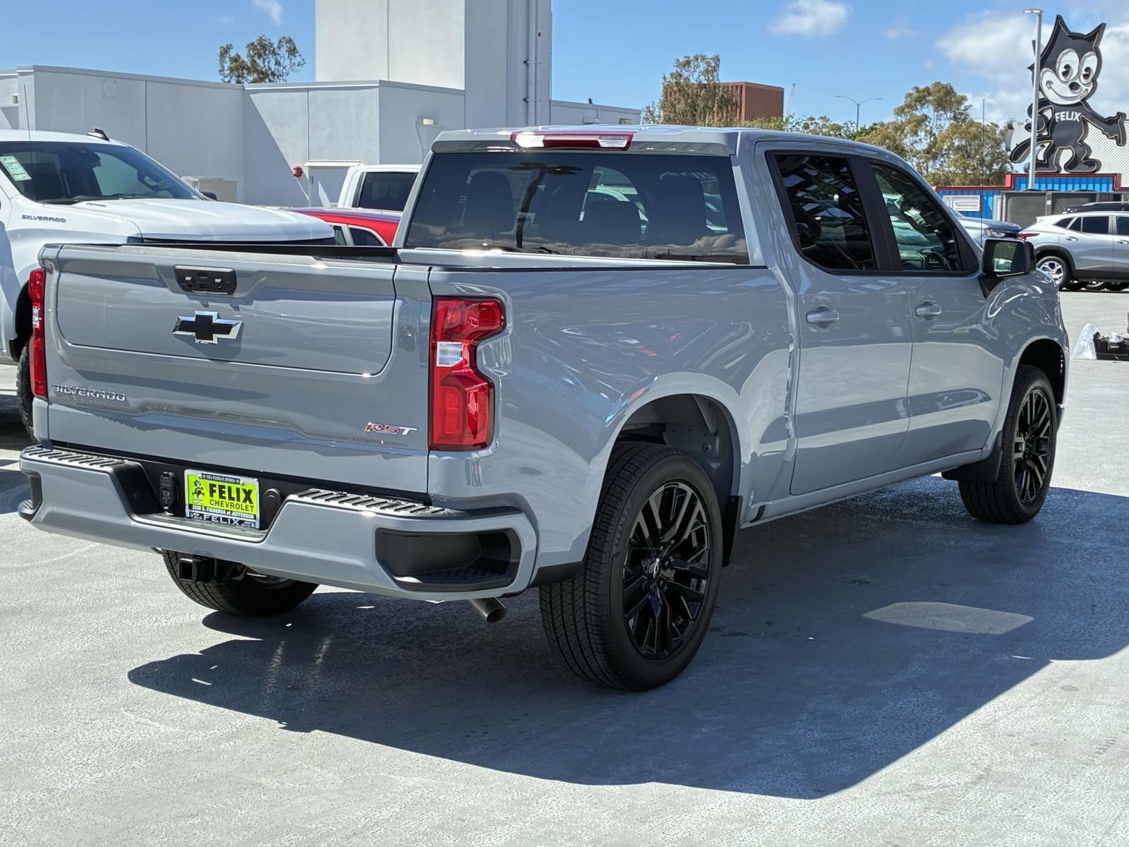 2025 Chevrolet Silverado 1500 Vehicle Photo in LOS ANGELES, CA 90007-3794