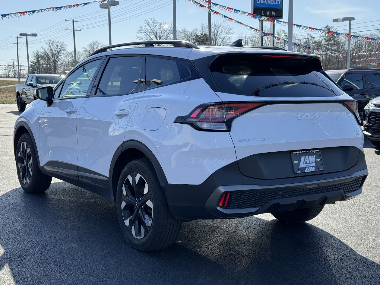 2023 Kia Sportage Vehicle Photo in BOONVILLE, IN 47601-9633