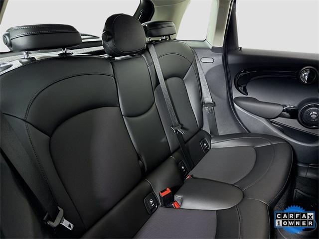 2018 MINI Cooper S Hardtop 4 Door Vehicle Photo in Puyallup, WA 98371
