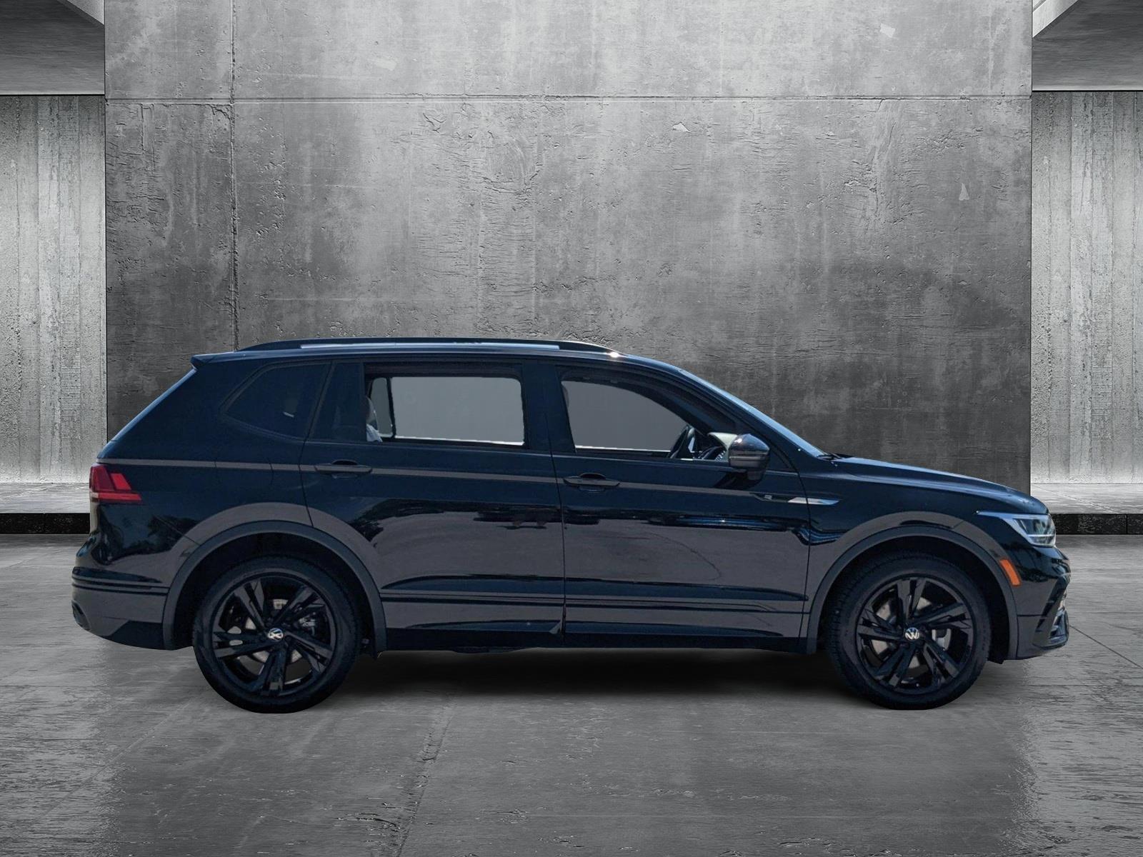 2024 Volkswagen Tiguan Vehicle Photo in Davie, FL 33331