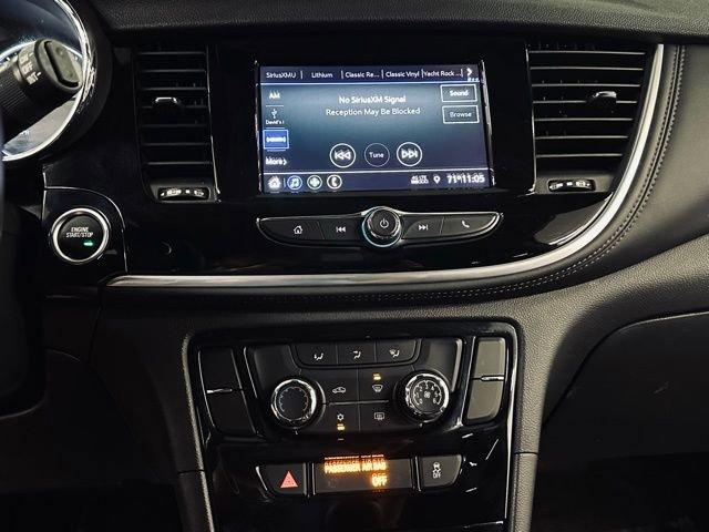 2022 Buick Encore Vehicle Photo in MEDINA, OH 44256-9631