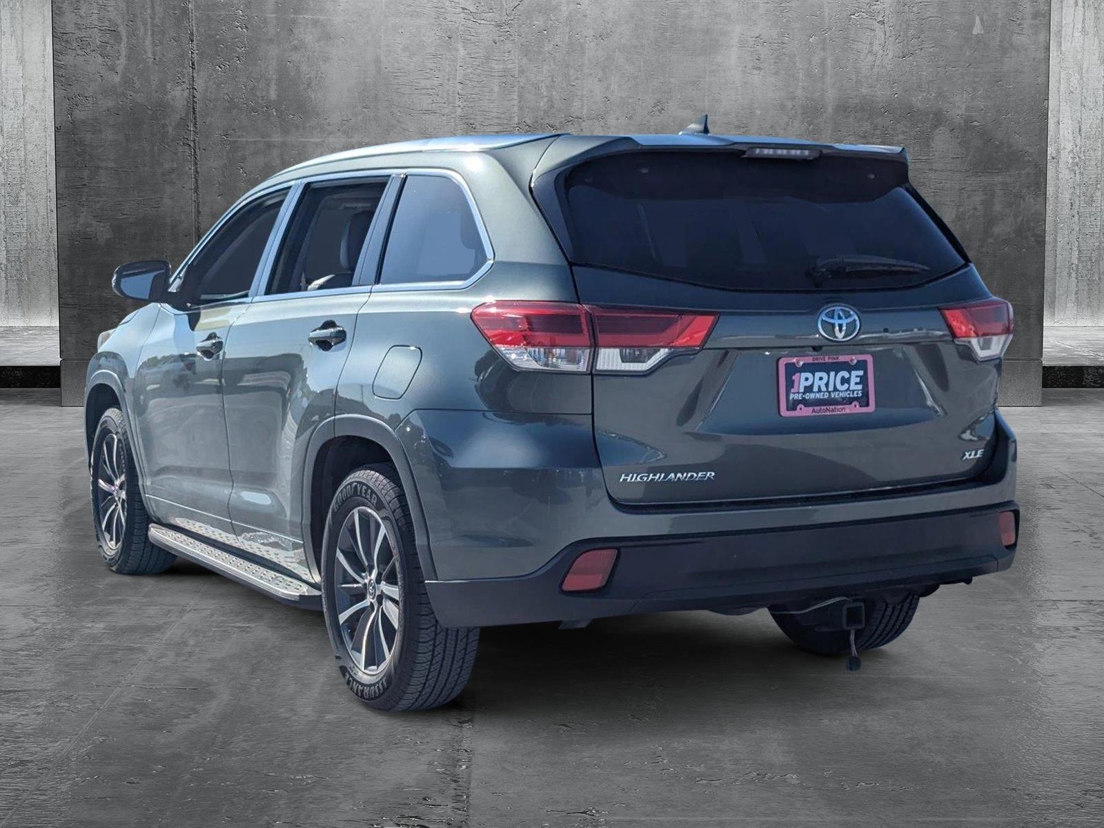 2018 Toyota Highlander Vehicle Photo in Ft. Myers, FL 33907