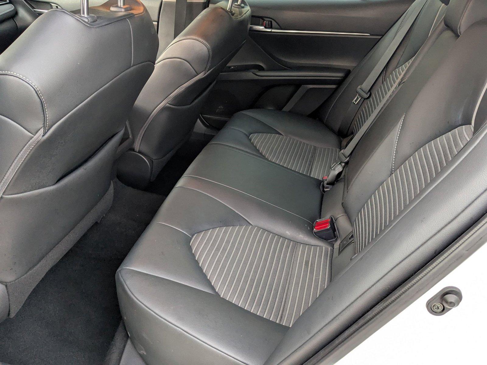 2020 Toyota Camry Vehicle Photo in PEMBROKE PINES, FL 33024-6534