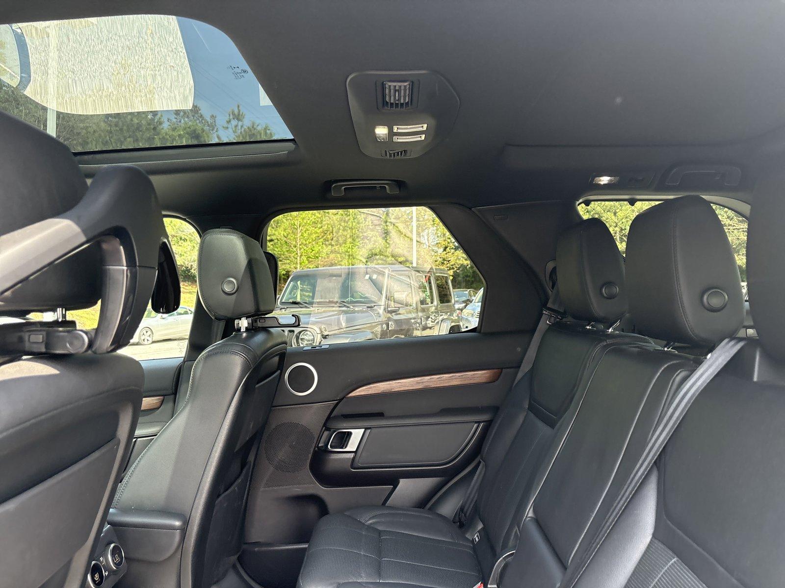 2018 Land Rover Discovery Vehicle Photo in Jacksonville, FL 32256