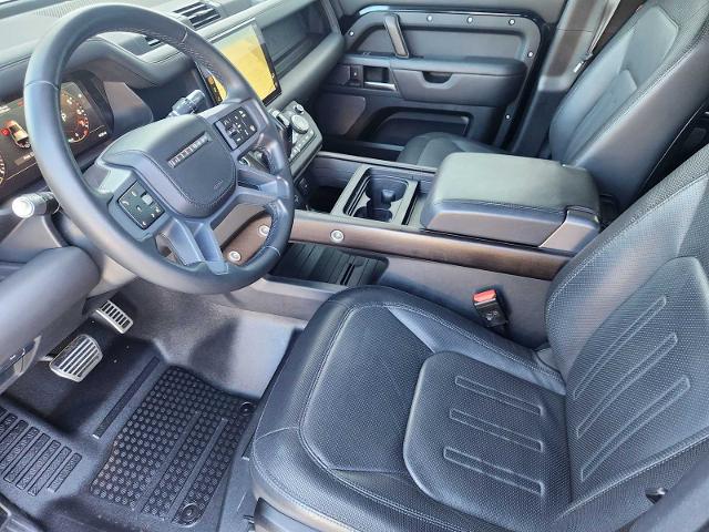 2022 Defender Vehicle Photo in Grapevine, TX 76051