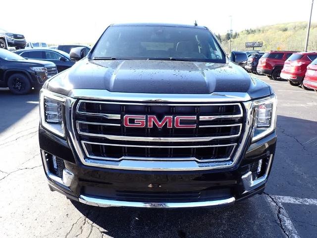 2022 GMC Yukon XL Vehicle Photo in ZELIENOPLE, PA 16063-2910