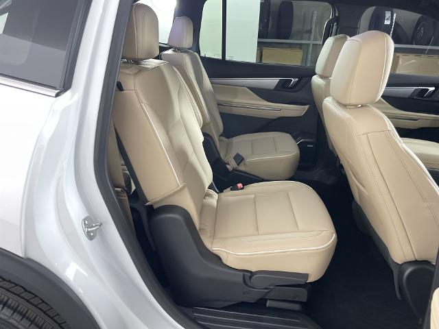 2025 Buick Enclave Vehicle Photo in GILBERT, AZ 85297-0402