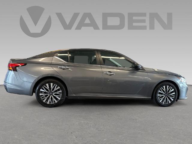 2024 Nissan Altima Vehicle Photo in Savannah, GA 31419
