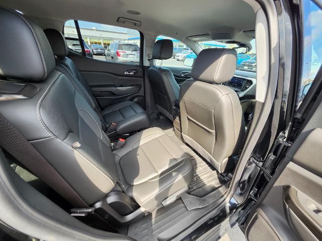 2023 GMC Acadia Vehicle Photo in GREEN BAY, WI 54304-5303