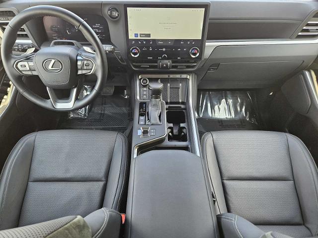 2024 Lexus GX 550 Vehicle Photo in FORT WORTH, TX 76132