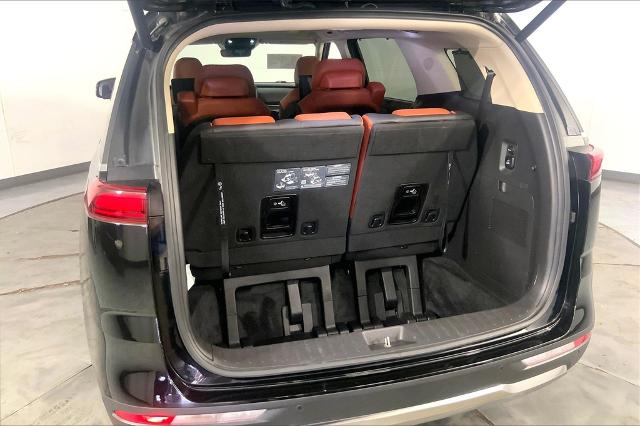 2024 Kia Carnival Vehicle Photo in Lees Summit, MO 64086