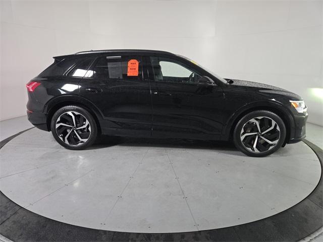 2024 Audi Q8 e-tron Vehicle Photo in PRESCOTT, AZ 86305-3700