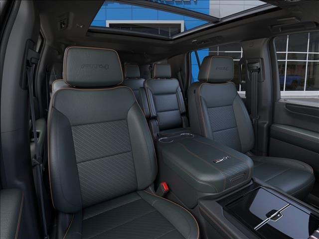 2025 GMC Yukon Vehicle Photo in HENDERSON, NC 27536-2966