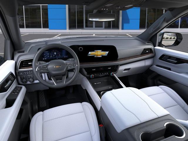2025 Chevrolet Suburban Vehicle Photo in HENDERSON, NC 27536-2966