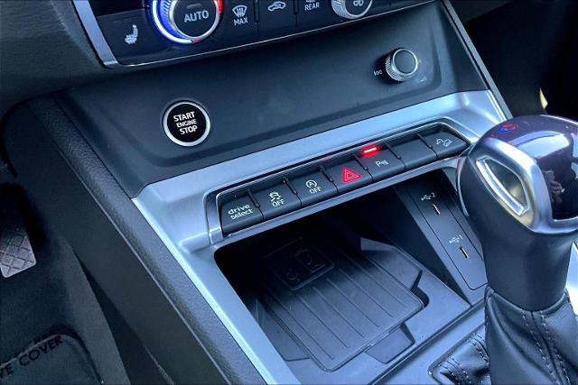 2024 Audi Q3 Vehicle Photo in San Antonio, TX 78230