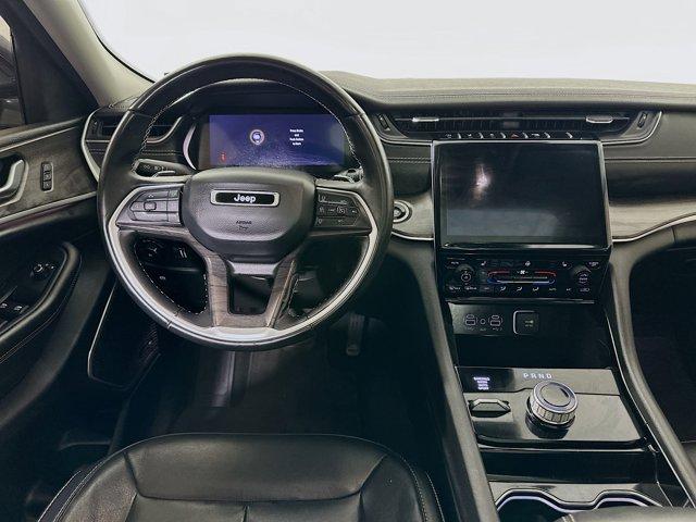 2022 Jeep Grand Cherokee L Vehicle Photo in Doylsetown, PA 18901