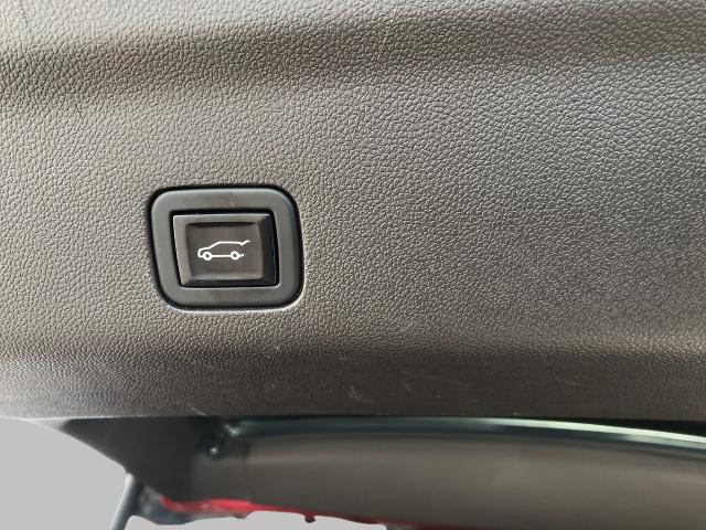2021 GMC Yukon XL Vehicle Photo in GREEN BAY, WI 54303-3330