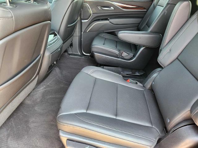 2022 Cadillac Escalade Vehicle Photo in DENTON, TX 76210-9321
