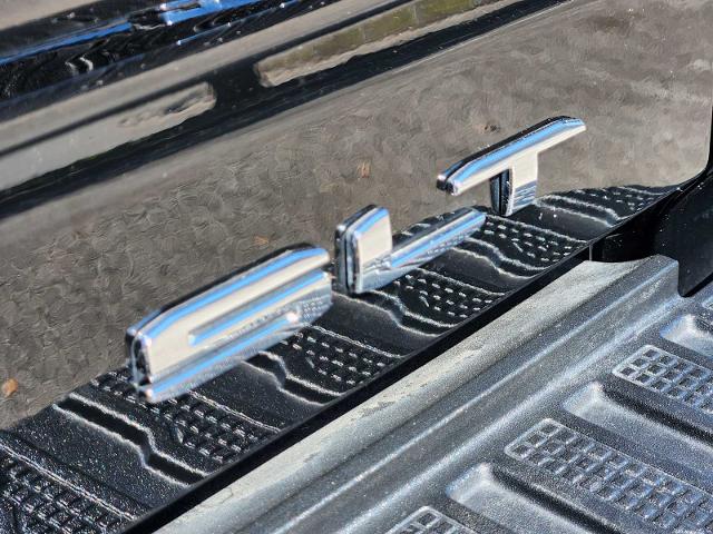 2022 GMC Sierra 2500 HD Vehicle Photo in DENTON, TX 76210-9321