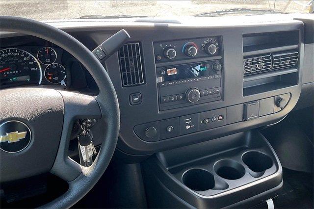 2025 Chevrolet Express Cargo Van Vehicle Photo in INDEPENDENCE, MO 64055-1314